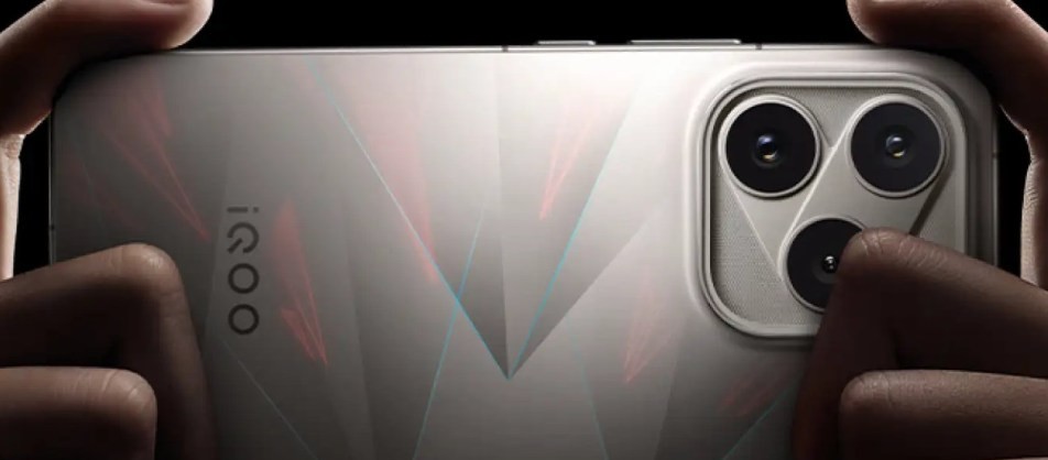 iQOO 16 – Flagowy smartfon z potężnym Snapdragonem 8 Elite Extreme Gen 6