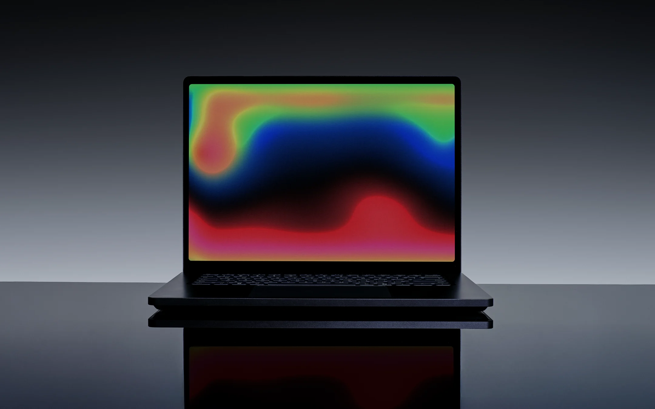 Microsoft Surface Laptop Ultra z RTX Spark i do 128GB RAM – nowa jakość mobilnej wydajności