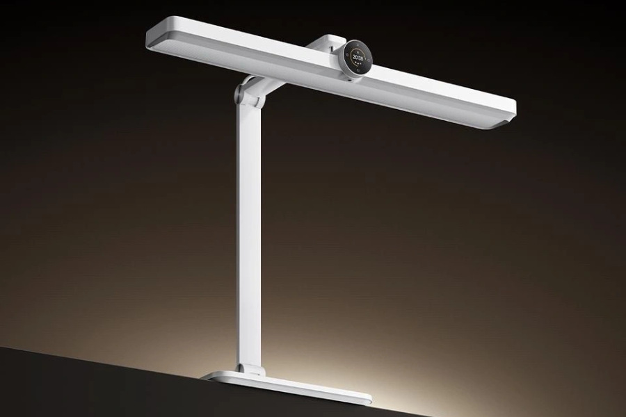 Nowa lampa biurkowa Xiaomi z podświetleniem i jasnością 1,650lx